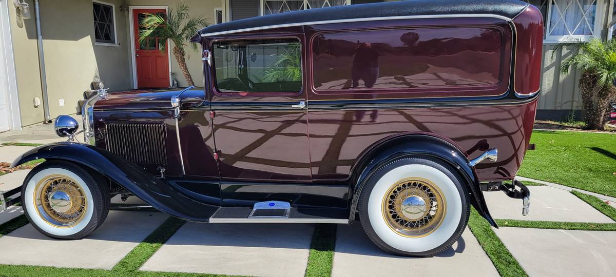 Ford-Model-a-sedan-delivery-delux-1931-custom