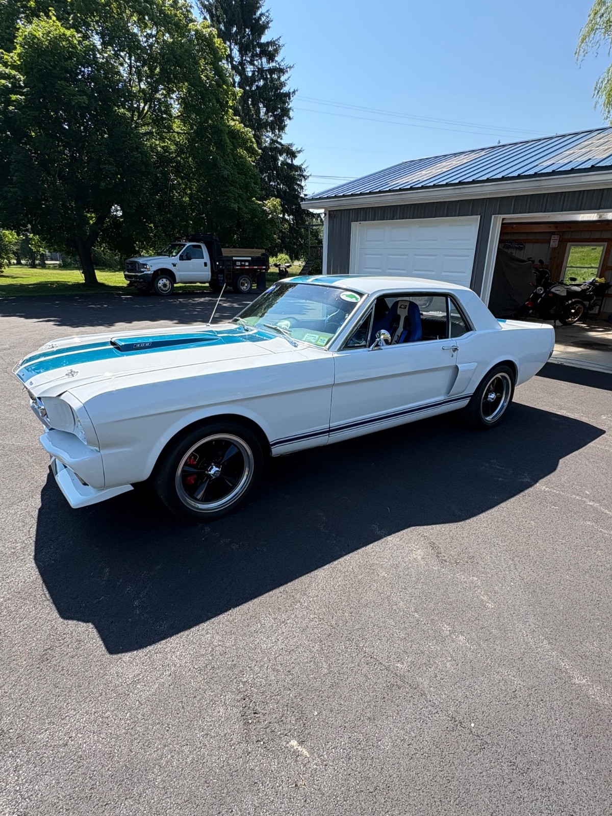 Ford-Mustang-1965-Coupe-White