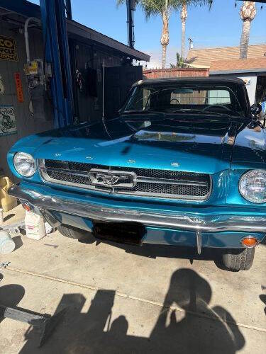 Ford Mustang 1965, photo 1