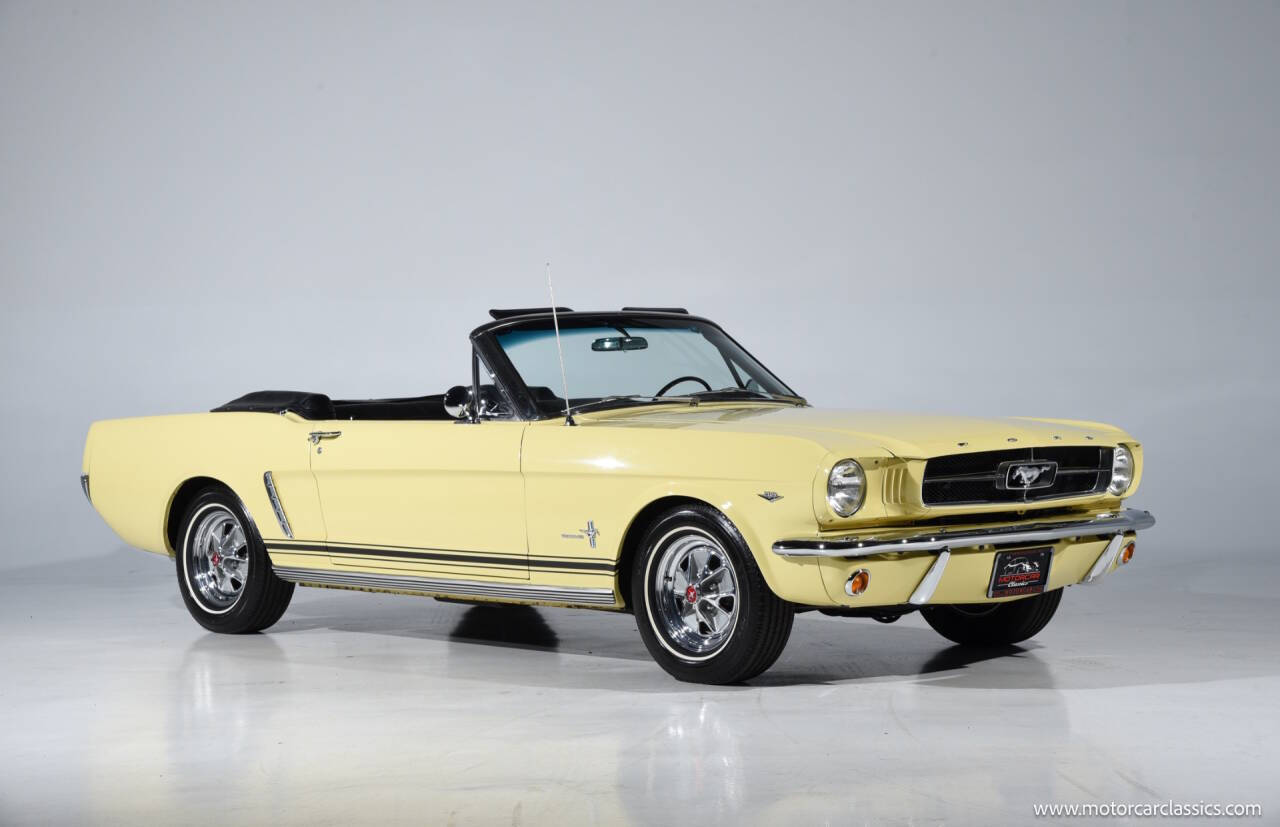 Ford-Mustang-1965-Yellow-Black