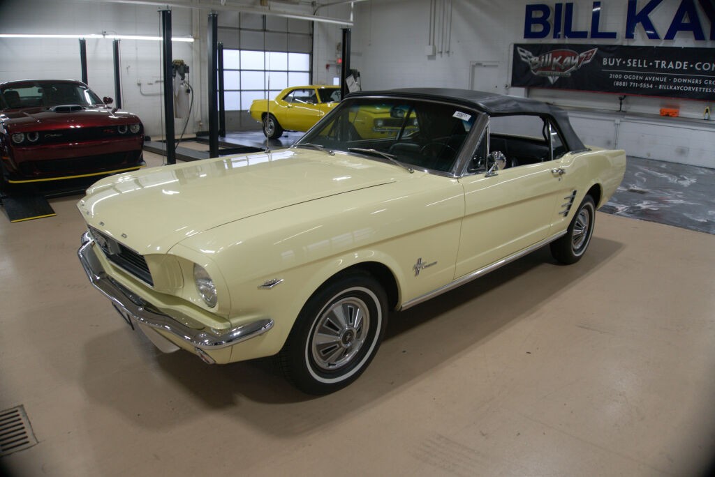 Ford-Mustang-1966-Convertible-Black