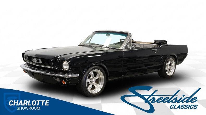 Ford-Mustang-1966-Raven-Black-Black
