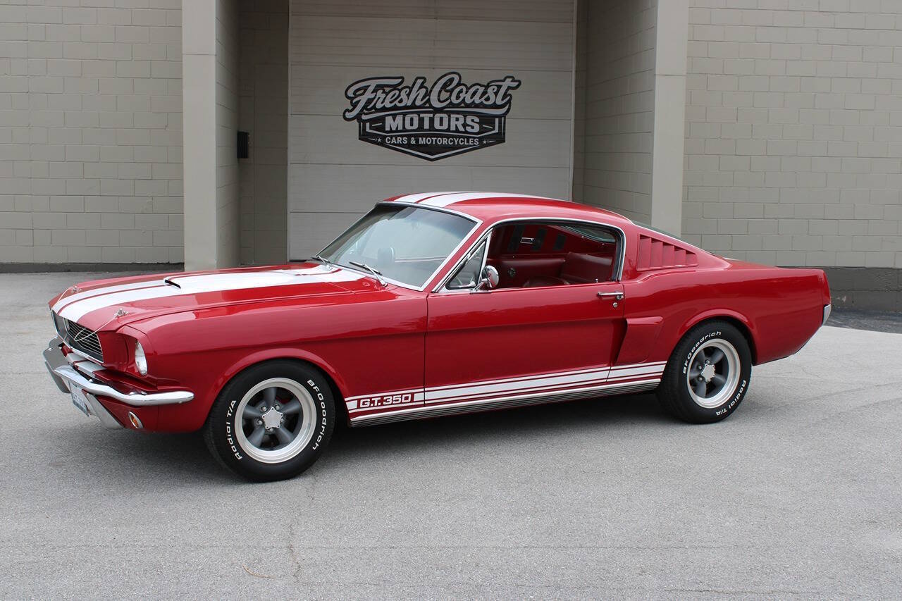 Ford-Mustang-1966-Red