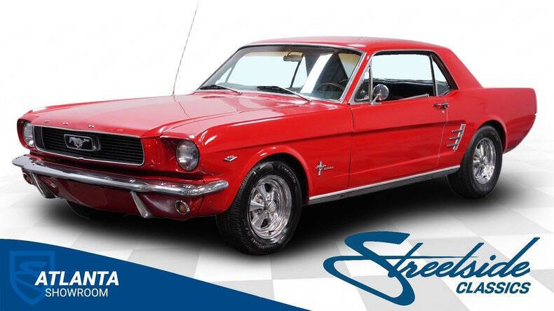 Ford-Mustang-1966-Signal-Flare-Red-Black