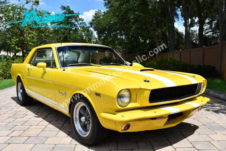 Ford-Mustang-1966-Yellow-White