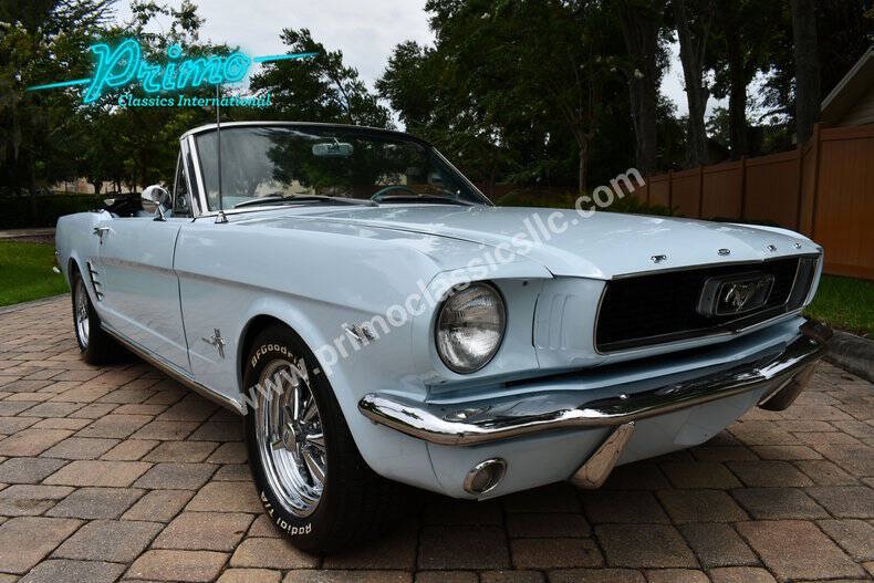 Ford-Mustang-1966-black