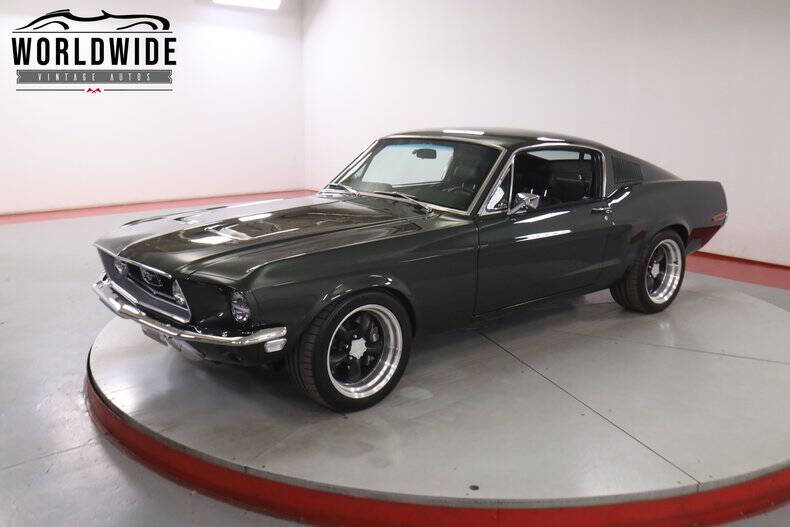 Ford Mustang 1968, photo 1