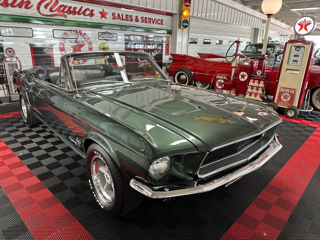 Ford Mustang 1968, photo 1