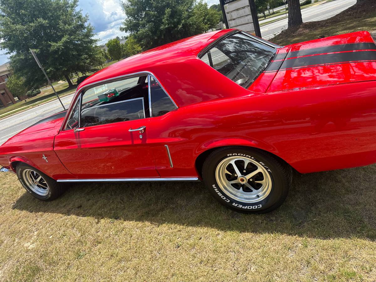 Ford-Mustang-1968-Red