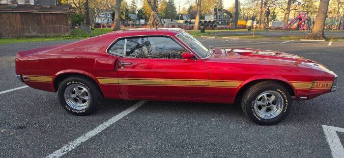 Ford-Mustang-1969-Red-Black