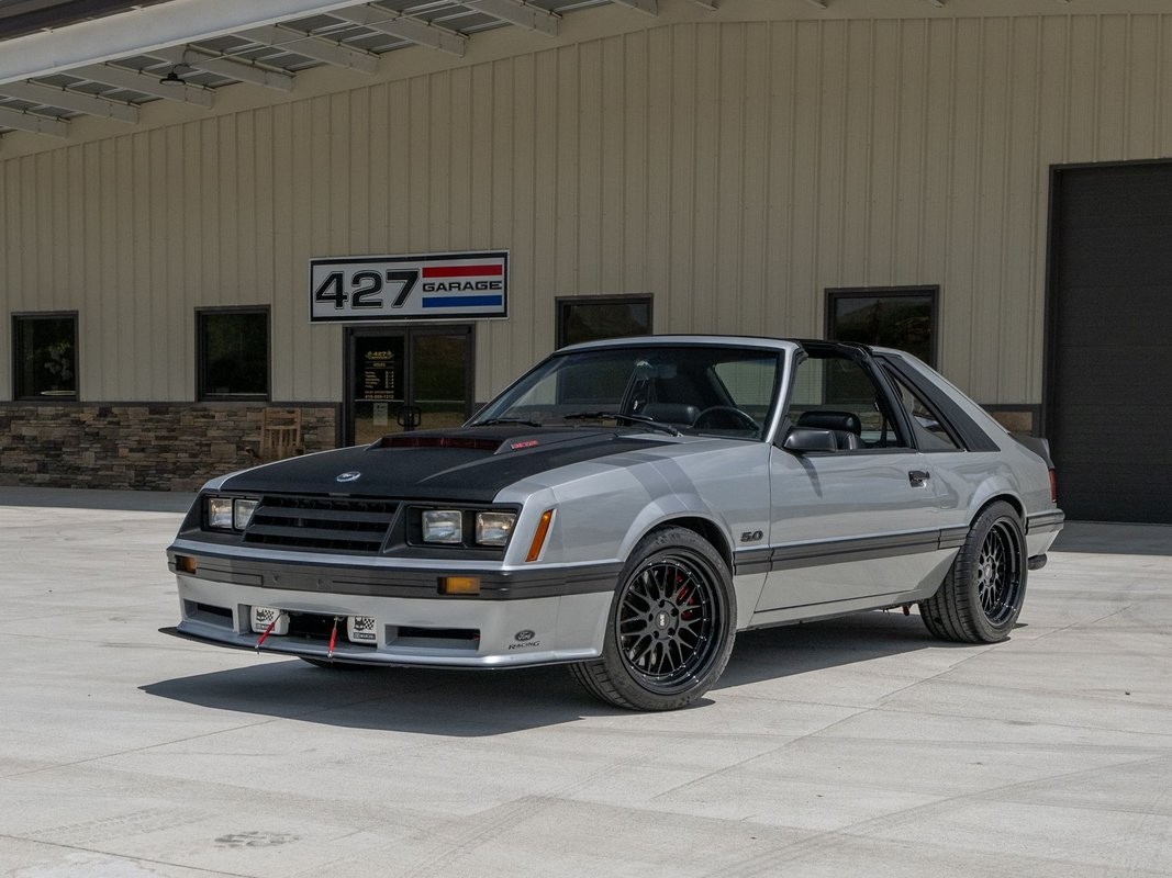 Ford-Mustang-1982-Hatchback-Black Ford Mustang 1982