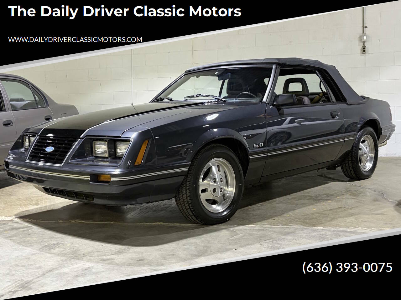 Ford-Mustang-1984-Charcoal-Charcoal