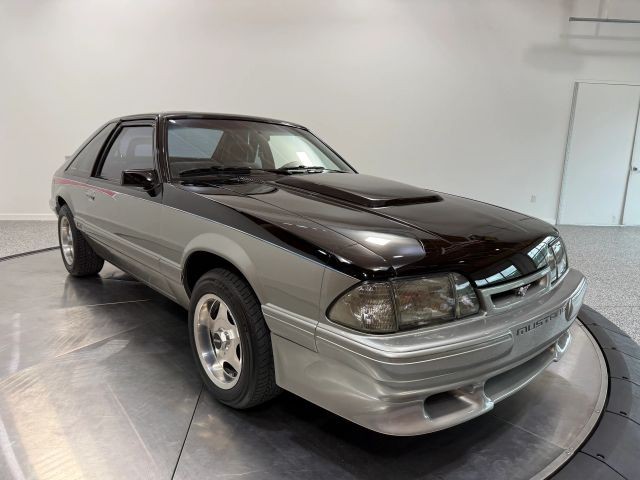 Ford-Mustang-1986-Sedan-Gray