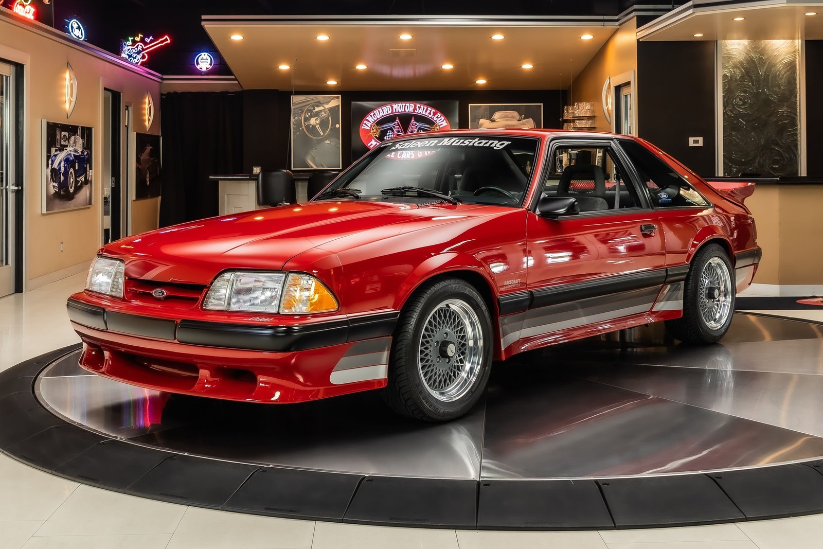 Ford-Mustang-1988-Coupe-Gray