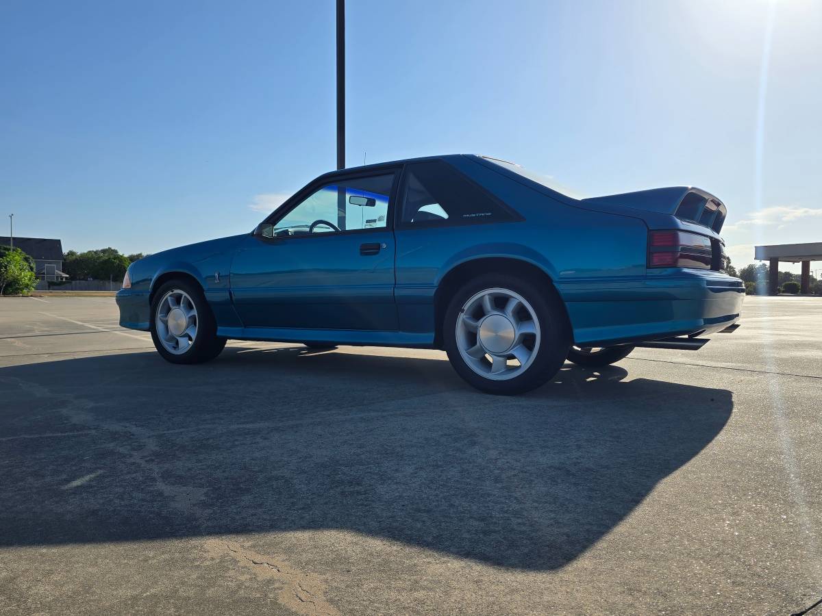 Ford-Mustang-1993