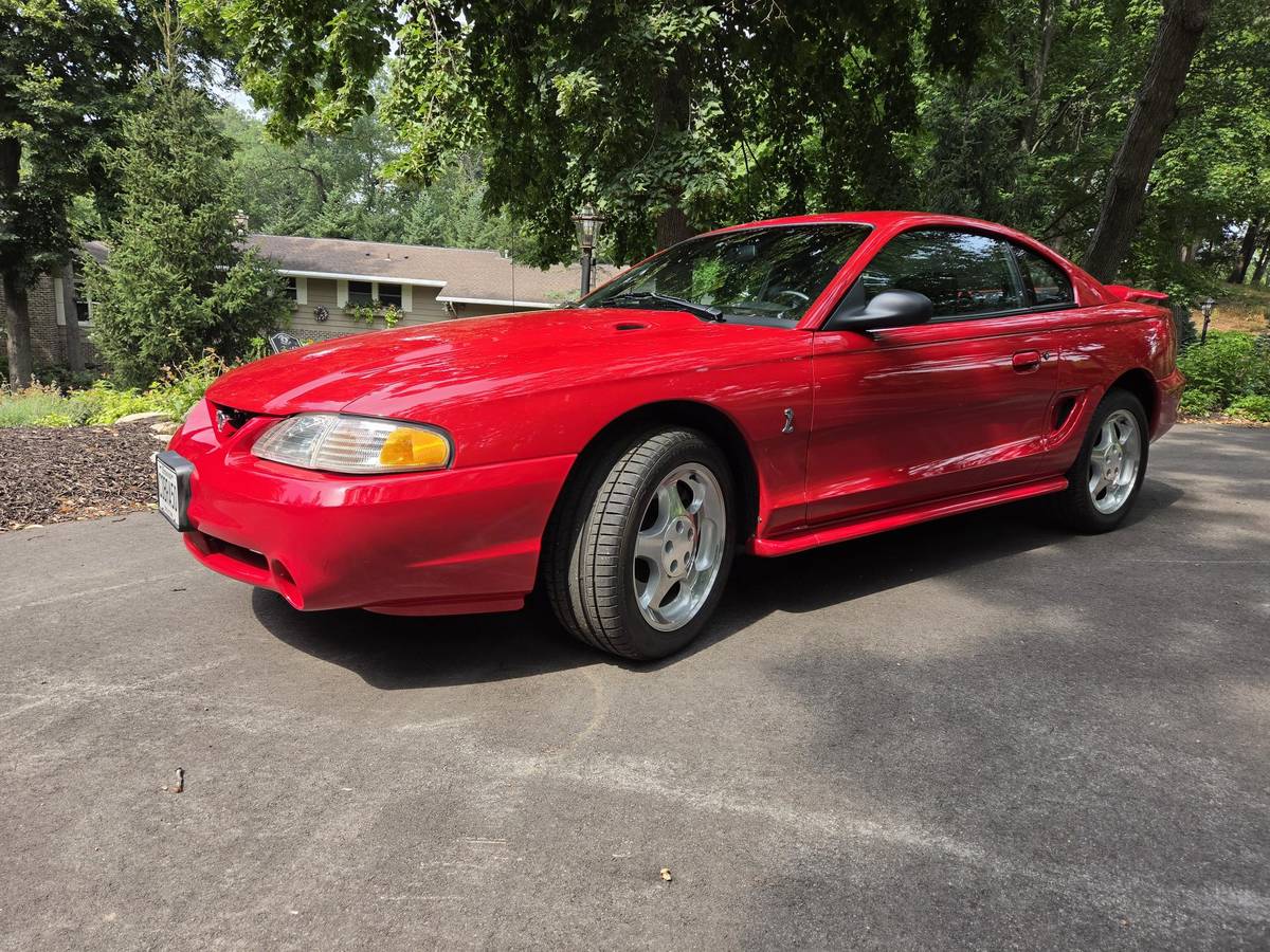 Ford-Mustang-1994-red