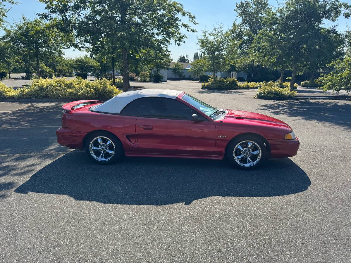 Ford-Mustang-1996