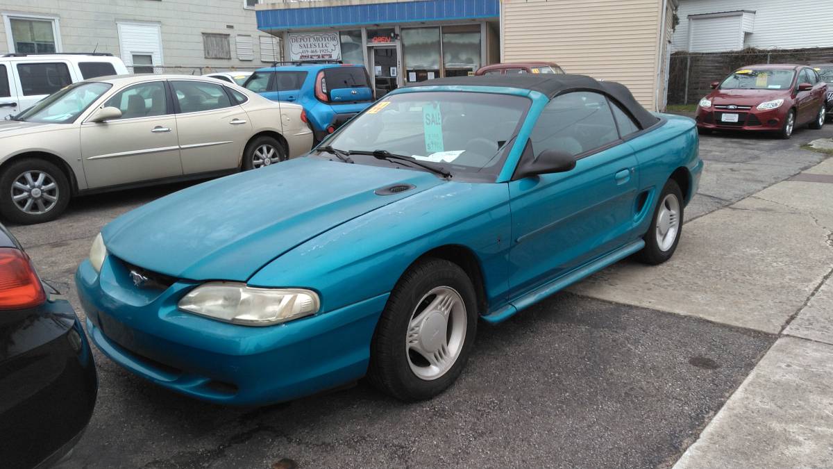 Ford-Mustang-base-1994-green