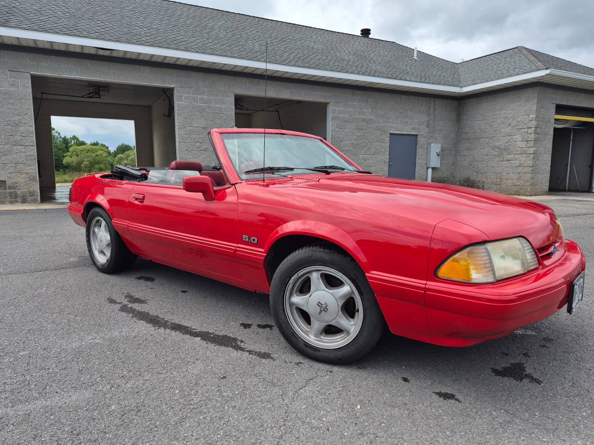 Ford-Mustang-lx-5.0-convertible-1991-red