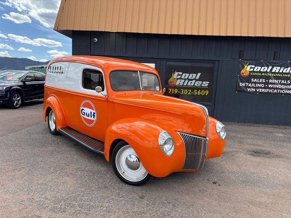 Ford-Panel-truck-1941