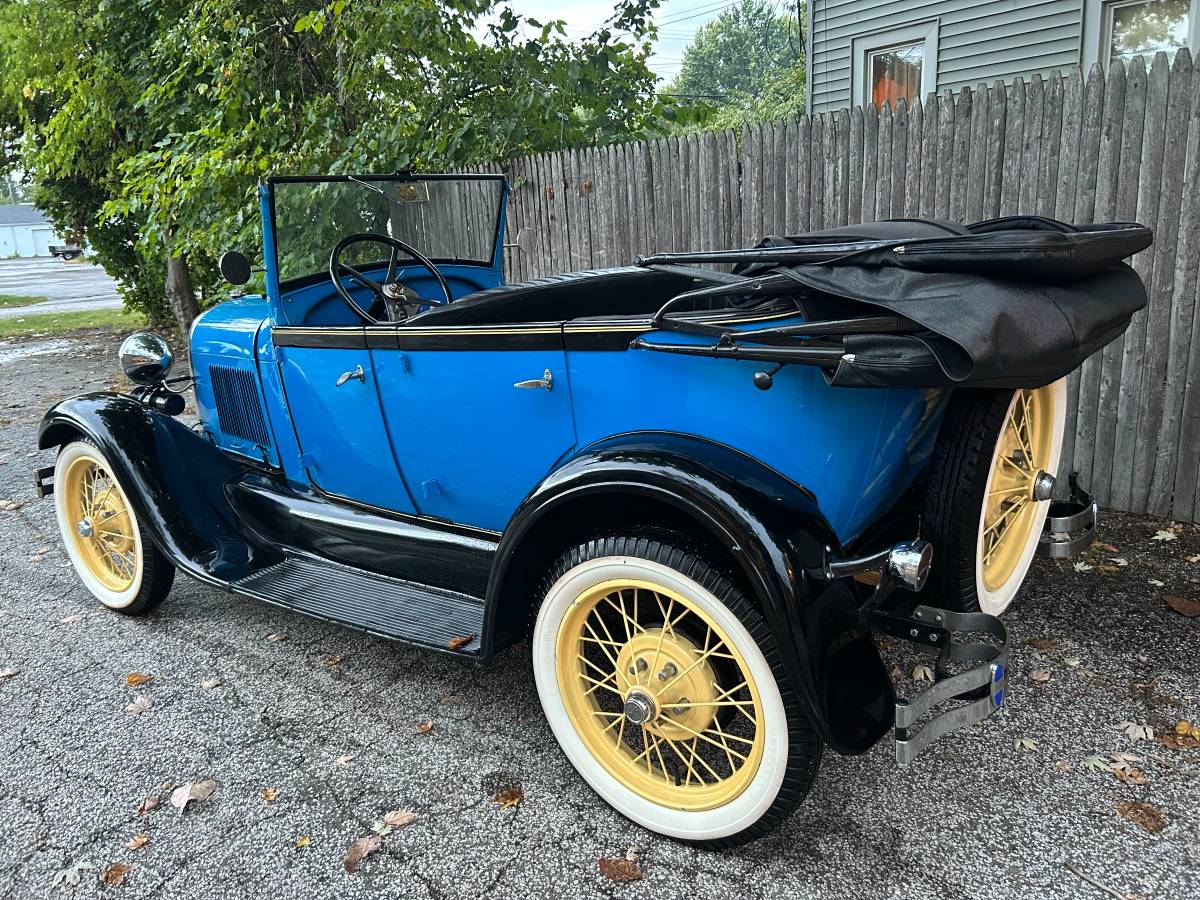 Ford-Phaeton-1929-blue