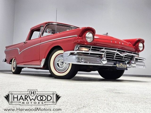 Ford-Ranchero-1957-Pickup-Red-and-white-vinyl
