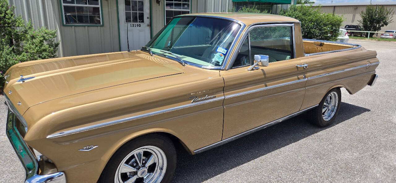 Ford-Ranchero-1965-Gold-Cream