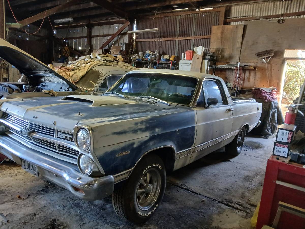 Ford-Ranchero-1967