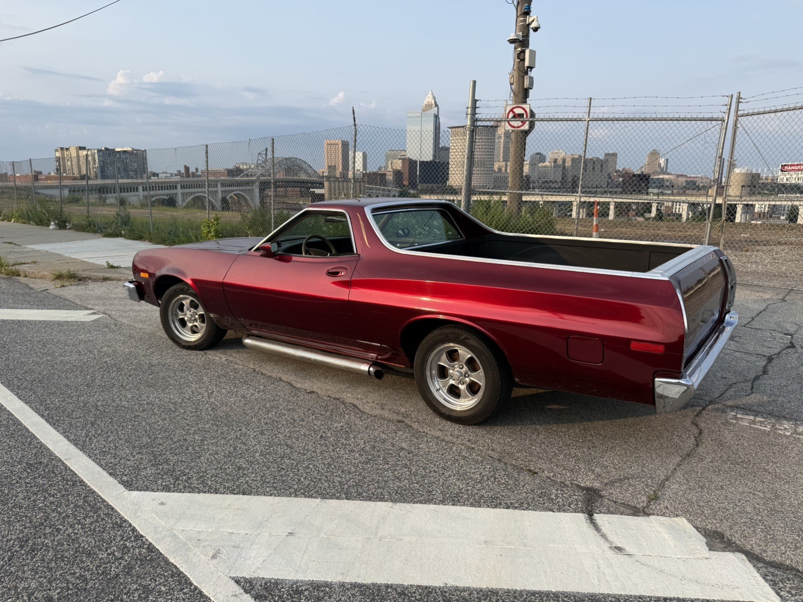 Ford-Ranchero-1976