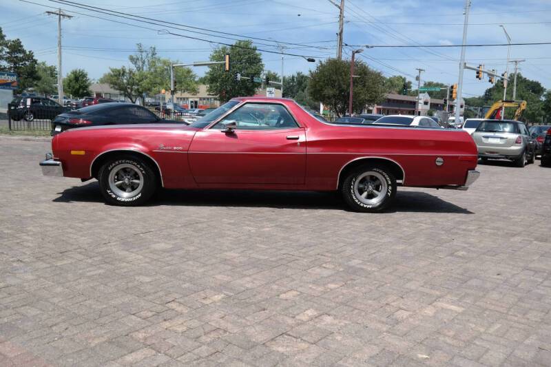 Ford-Ranchero-500-gt-1976-red
