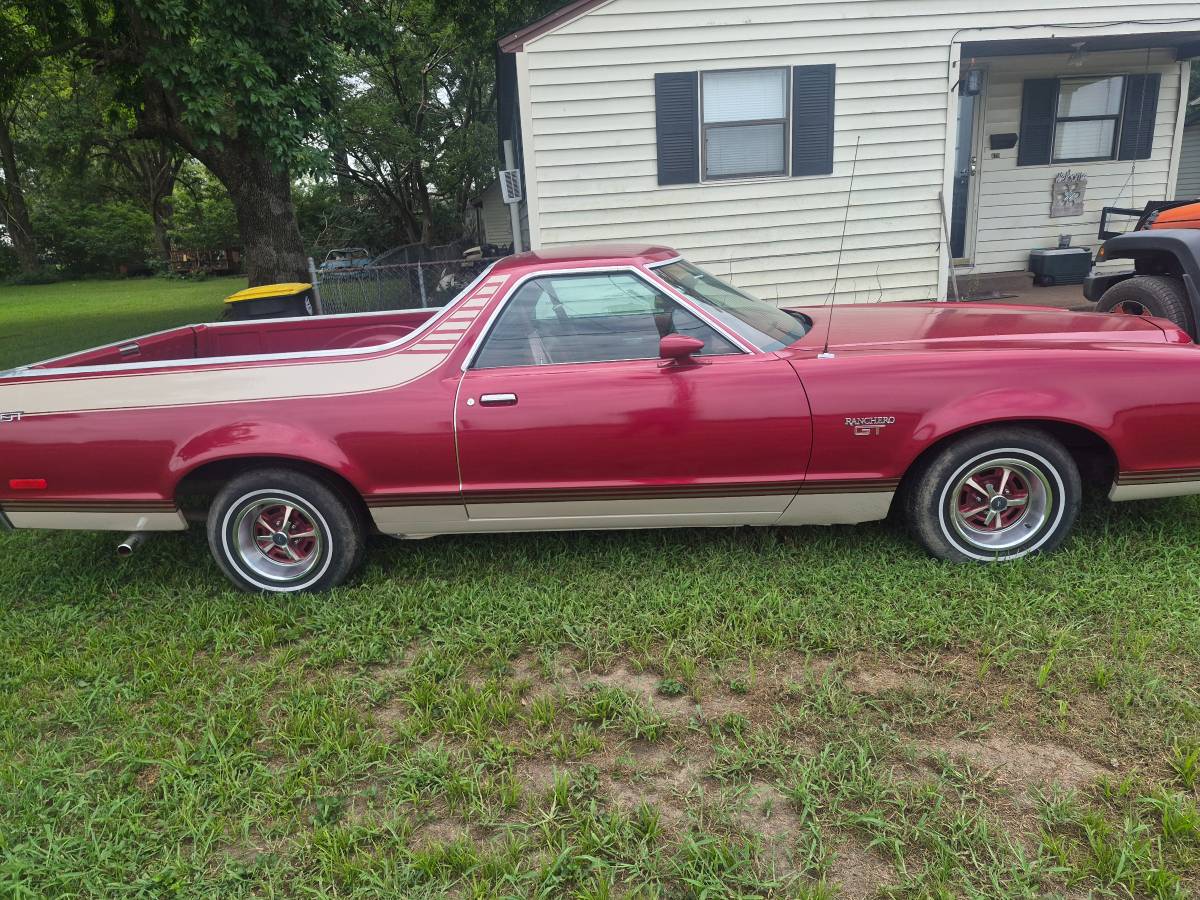 Ford-Ranchero-gt-1977-custom