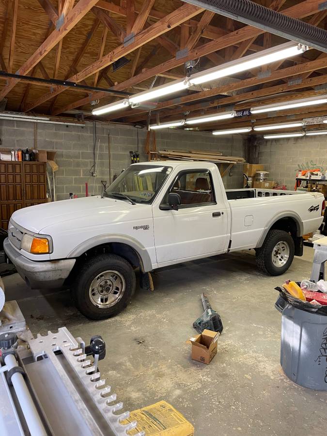 Ford-Ranger-1996-white