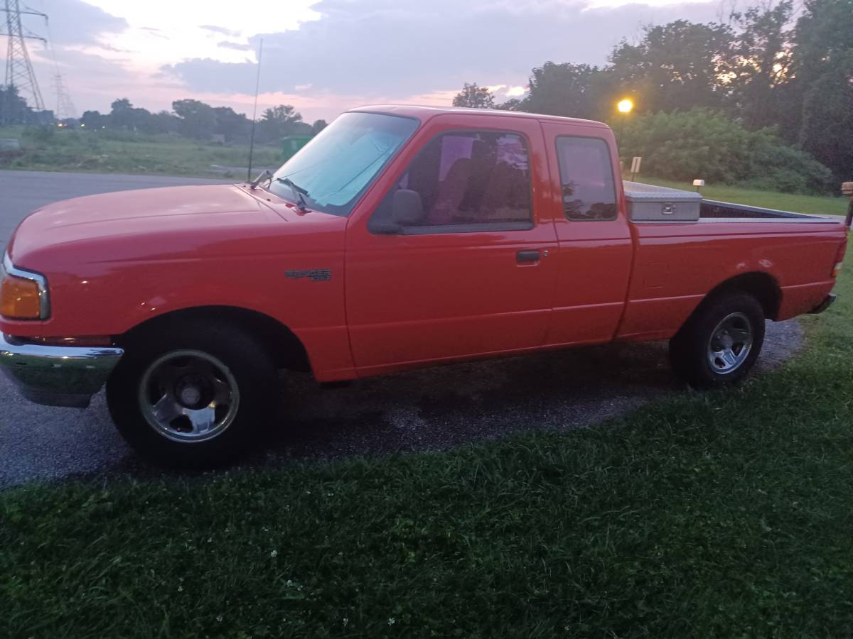 Ford-Ranger-supercab-xlt-1994-Red