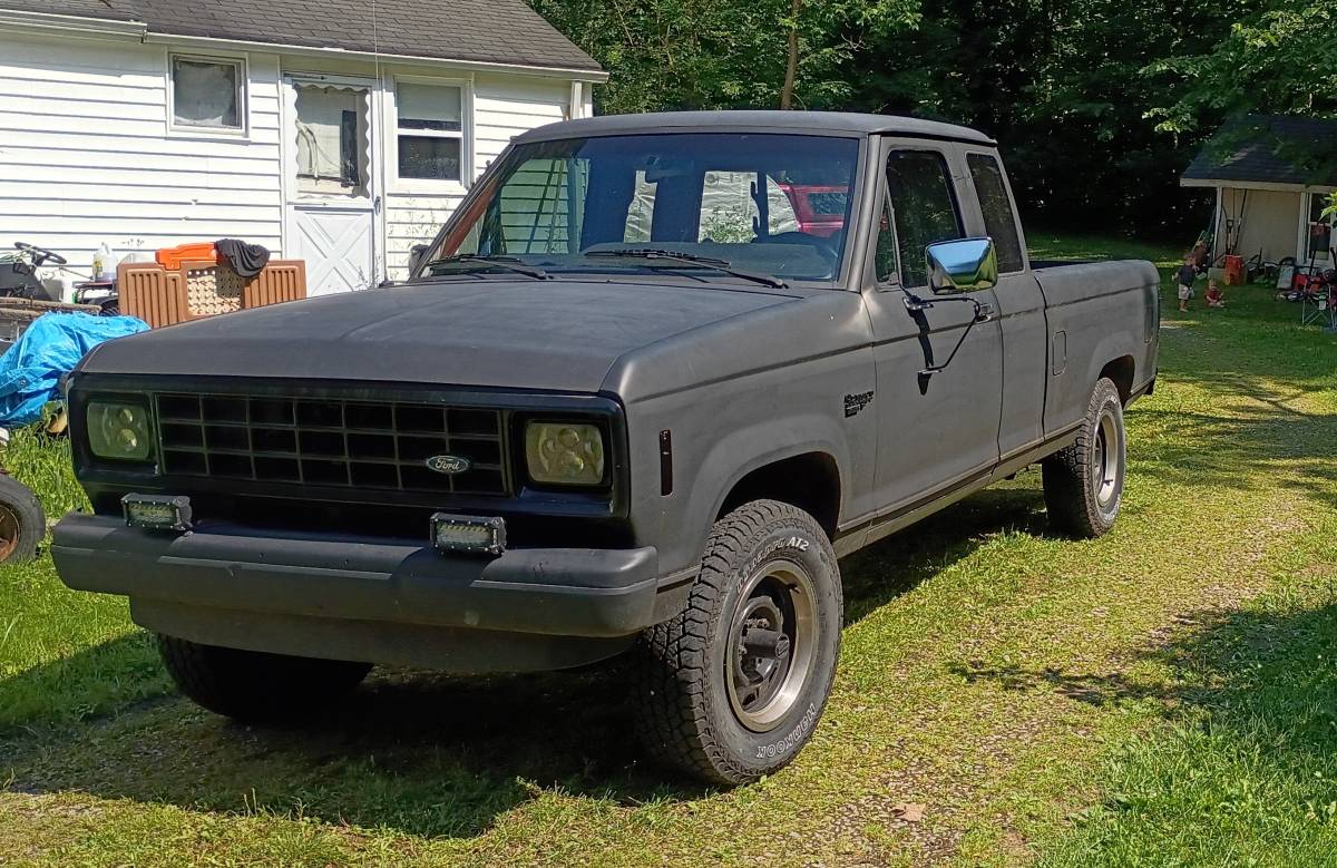 Ford-Ranger-xlt-4x4-1986