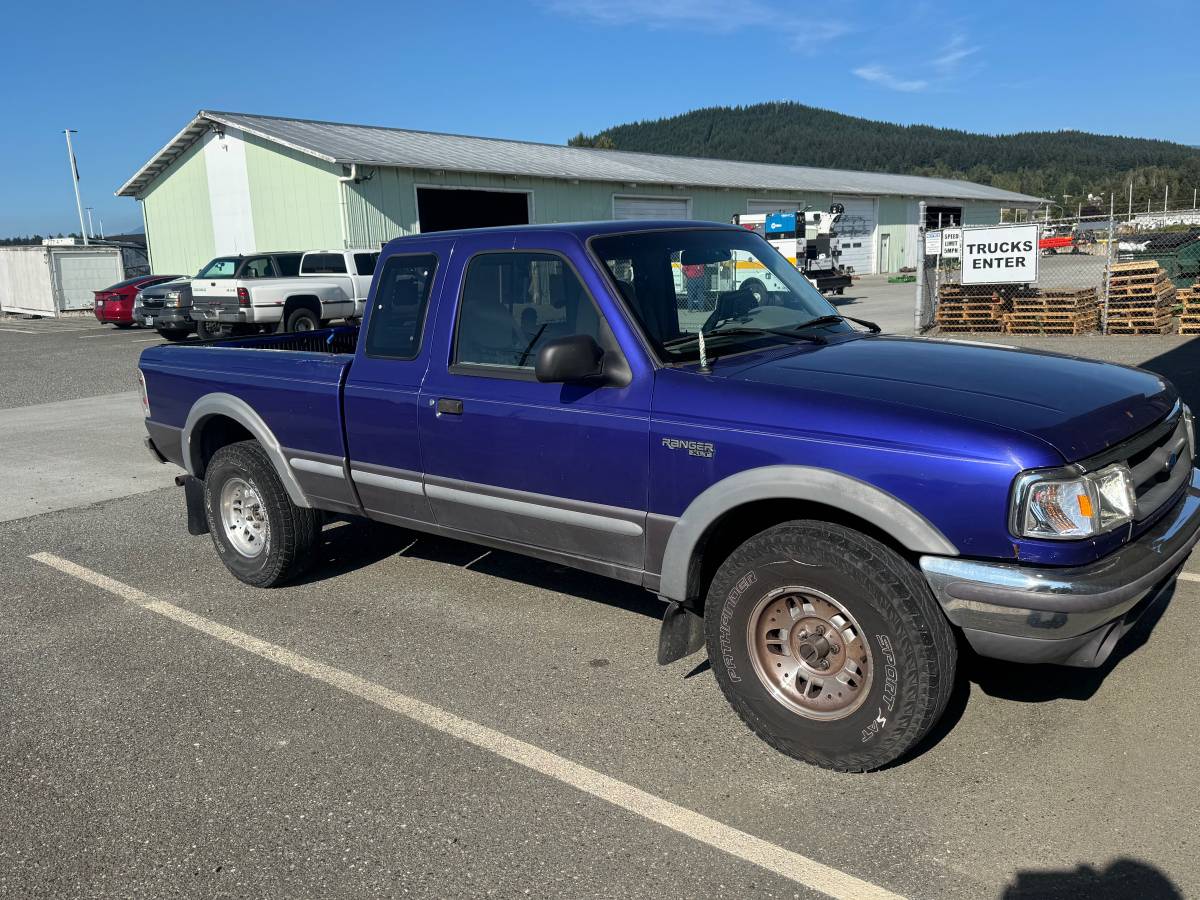 Ford-Ranger-xlt-4x4-1995-purple