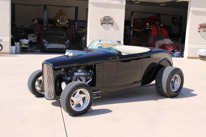 Ford-Roadster-1932