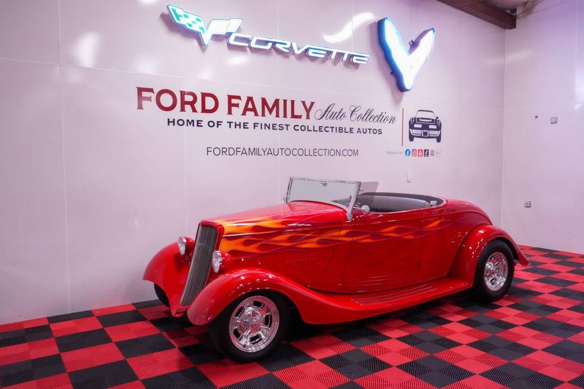 Ford-Roadster-1934-Roadster-Gray