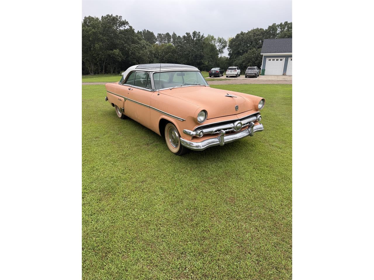 Ford-Skyliner-1954-Peach-White