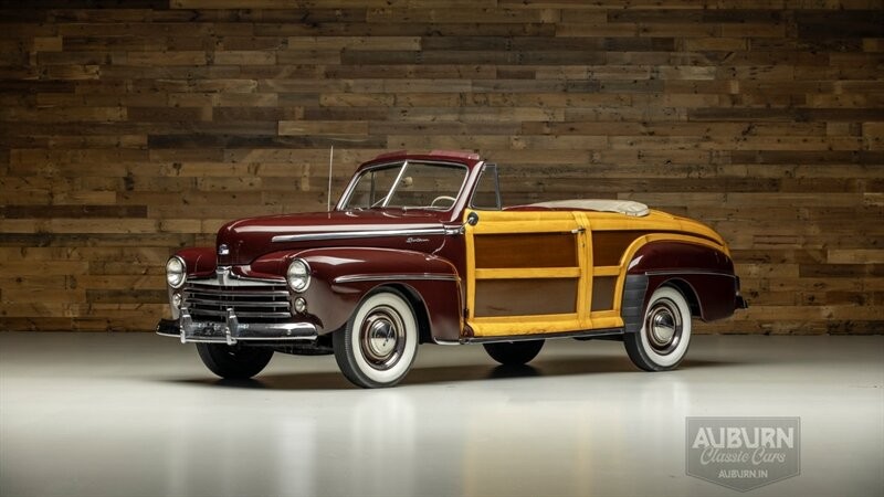 Ford-Sportsman-1947-Red