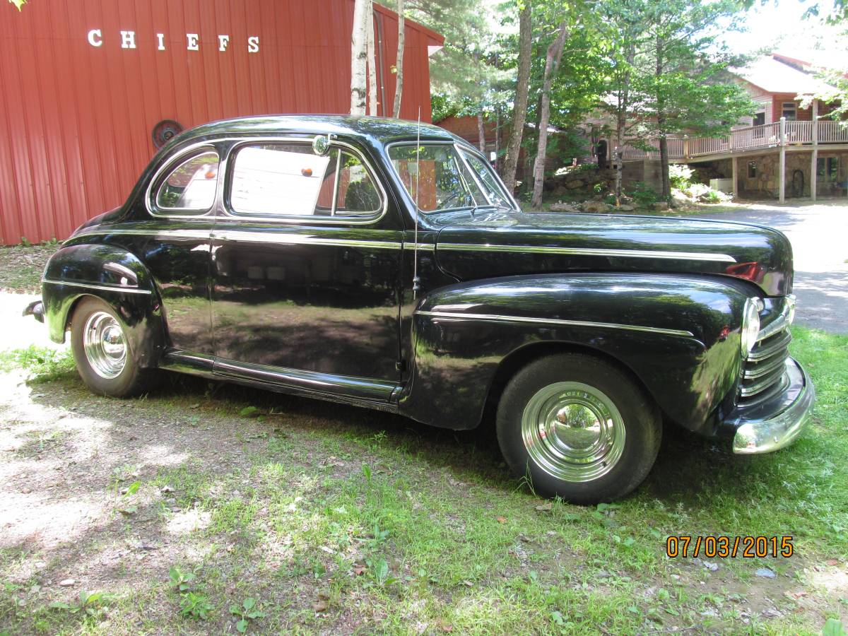 Ford-Super-deluxe-1947-black Ford-Super-deluxe-1947-black