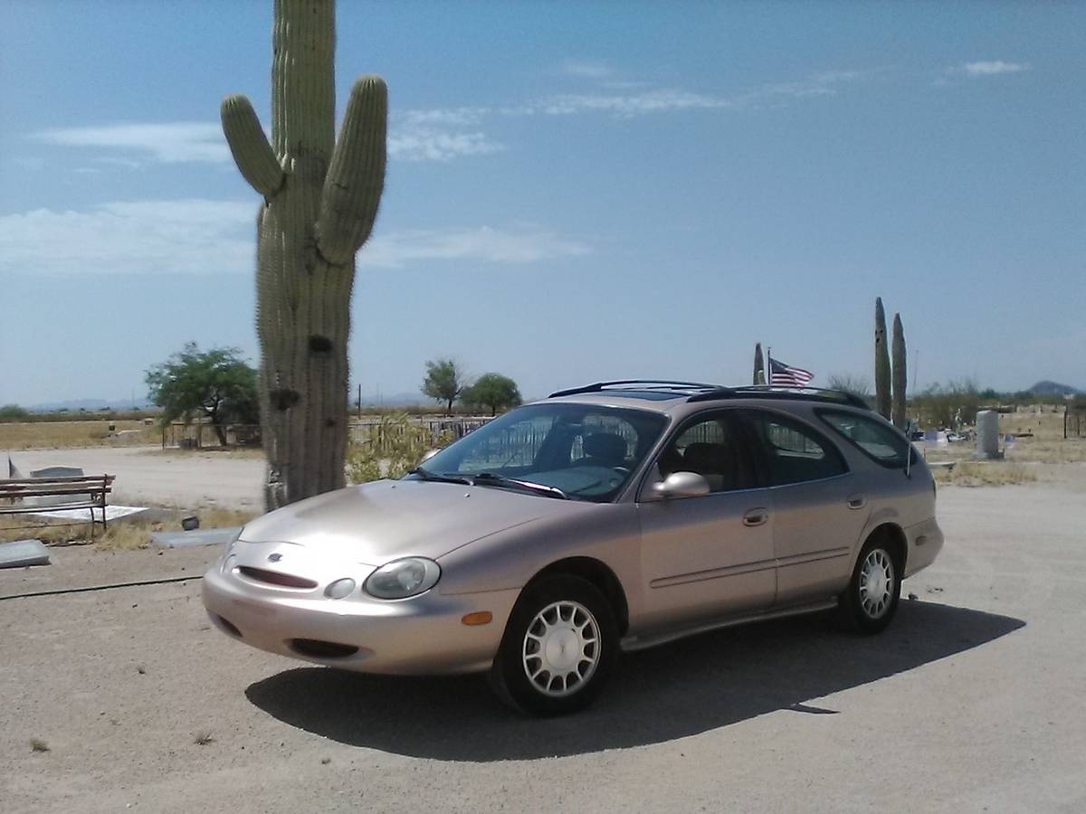 Ford-Taurus-lx-1996