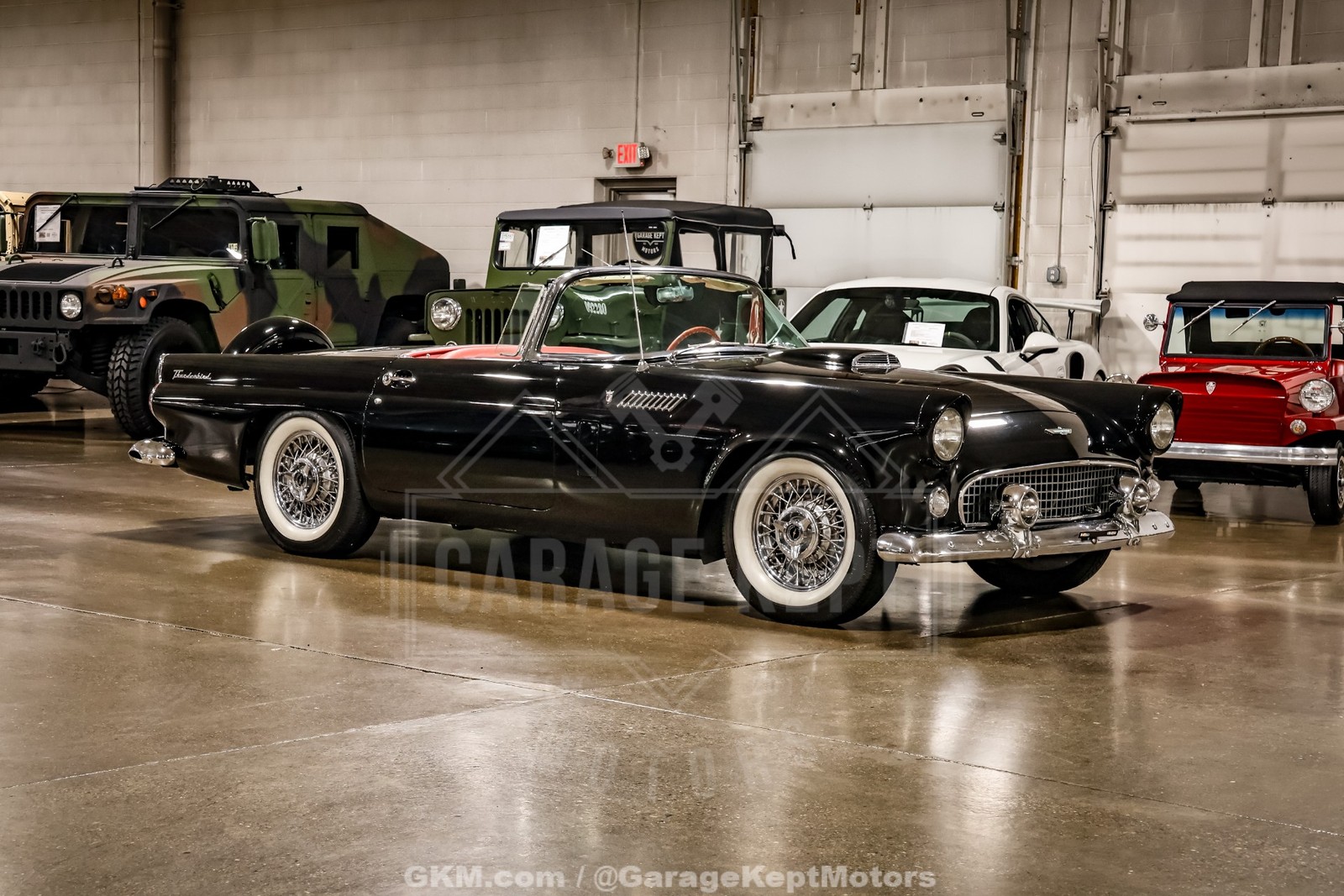 Ford-Thunderbird-1956-Convertible-RedWhite