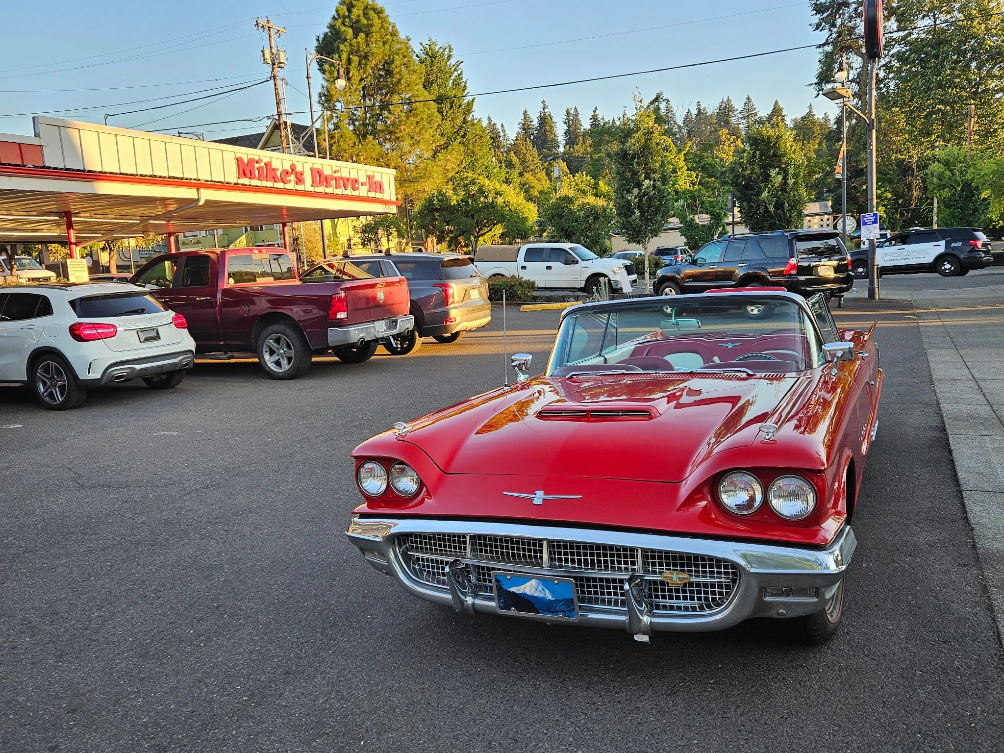 Ford-Thunderbird-1960-Red-White