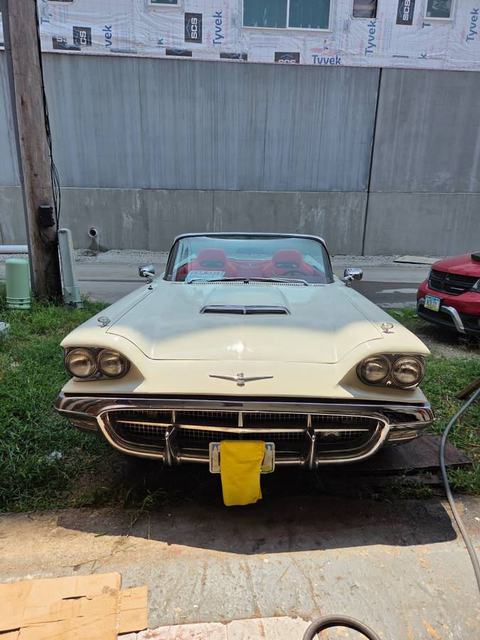 Ford-Thunderbird-1960-white