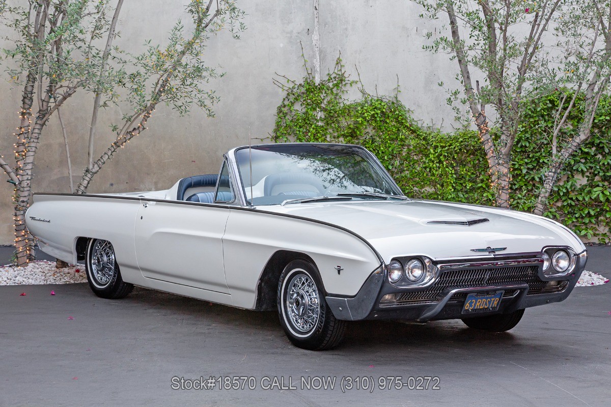 Ford-Thunderbird-1963