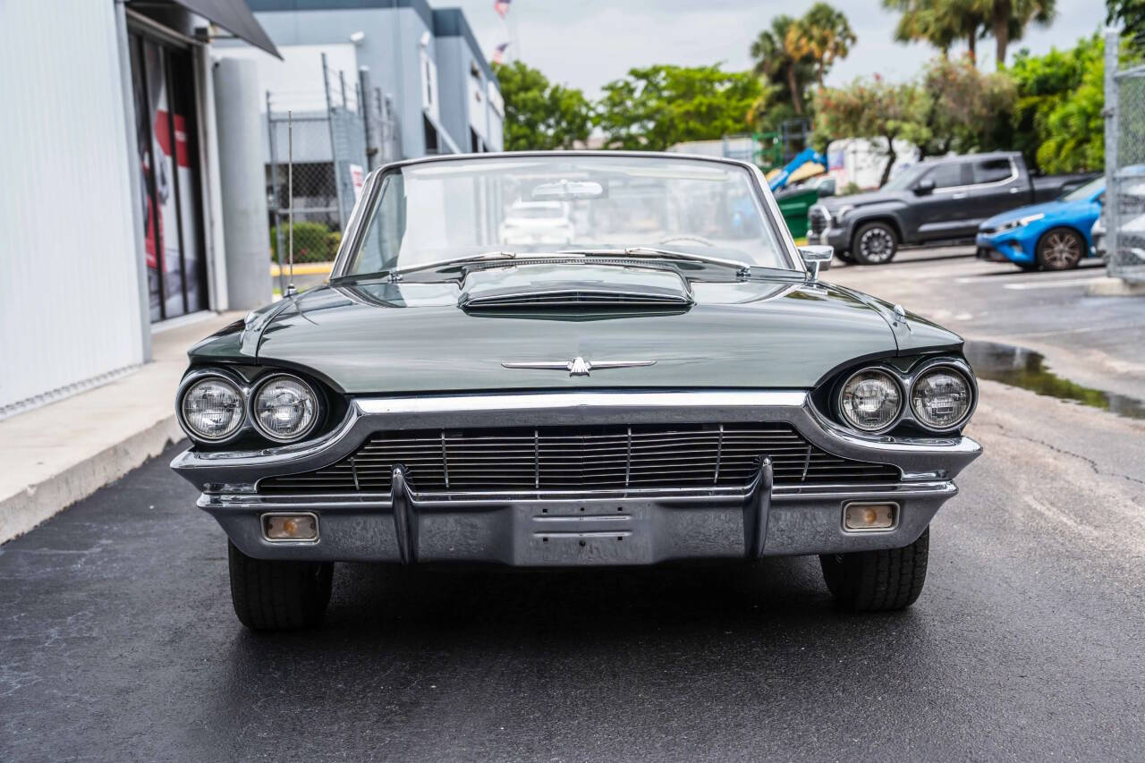 Ford-Thunderbird-1965