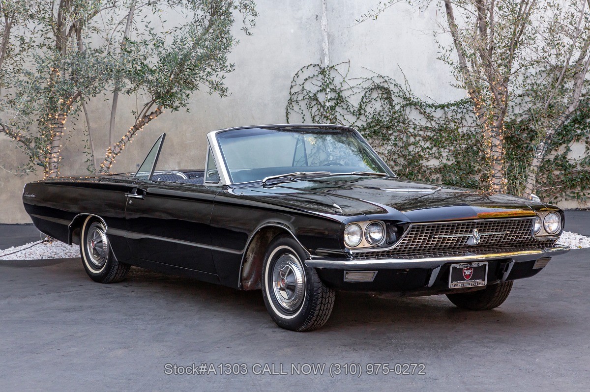 Ford-Thunderbird-1966