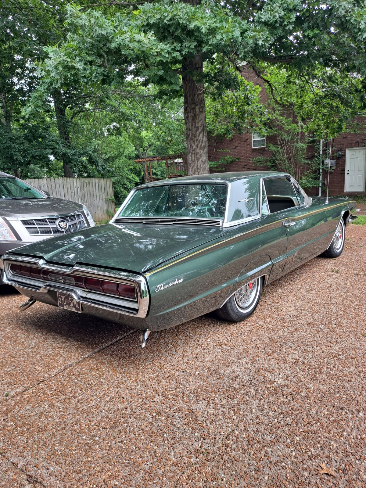 Ford-Thunderbird-1966-Coupe-Green