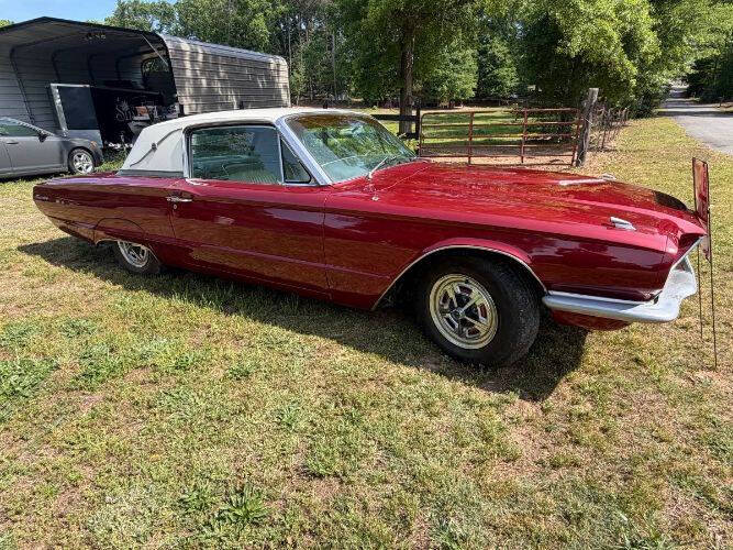 Ford-Thunderbird-1966-RedWhite-Vinyl-Top
