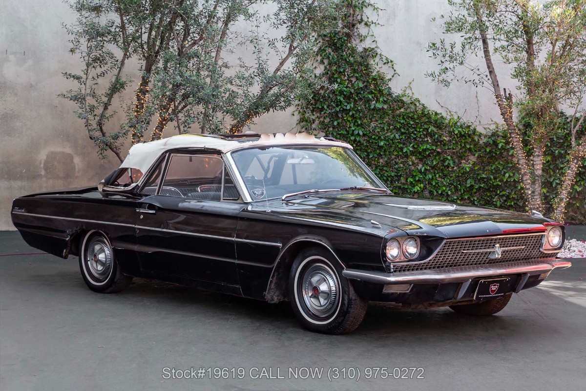 Ford-Thunderbird-1966